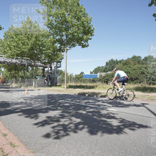 09.08.2026 - GEWOBA Citytriathlon Bremen Michael Burmester http://msf.ph/oto/9956975 09.08.2026 12:56:39 Radfahren 727, 761, 762, 774, 840, 848, 871, 902, 1113 meine-sportfotos.de