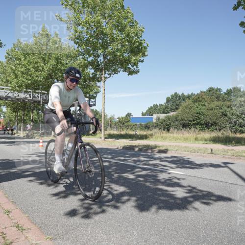 09.08.2026 - GEWOBA Citytriathlon Bremen Michael Burmester http://msf.ph/oto/9956988 09.08.2026 12:57:00 Radfahren 601, 620, 637, 696, 740, 766, 767, 844, 896, 1012, 1109 meine-sportfotos.de