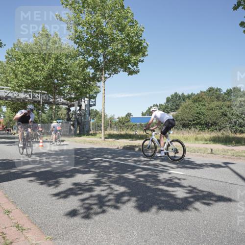09.08.2026 - GEWOBA Citytriathlon Bremen Michael Burmester http://msf.ph/oto/9957003 09.08.2026 12:57:16 Radfahren 586, 696, 766, 806, 838, 844, 886, 896, 972, 1109 meine-sportfotos.de