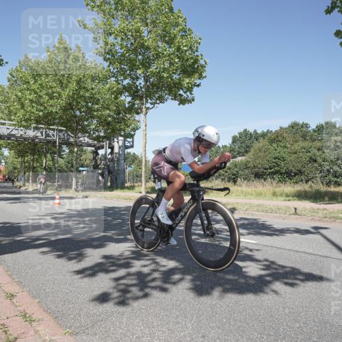 09.08.2026 - GEWOBA Citytriathlon Bremen Michael Burmester http://msf.ph/oto/9957019 09.08.2026 12:57:38 Radfahren 603, 627, 701, 702, 707, 834, 858, 888, 1153 meine-sportfotos.de