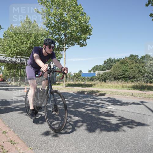 09.08.2026 - GEWOBA Citytriathlon Bremen Michael Burmester http://msf.ph/oto/9957032 09.08.2026 12:58:00 Radfahren 548, 602, 625, 711, 718, 809, 919, 931, 943, 954, 998, 1003, 1121, 1136 meine-sportfotos.de