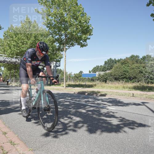 09.08.2026 - GEWOBA Citytriathlon Bremen Michael Burmester http://msf.ph/oto/9957041 09.08.2026 12:58:13 Radfahren 578, 602, 625, 651, 798, 931, 943, 976, 1003, 1121, 1154 meine-sportfotos.de