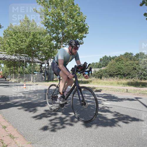 09.08.2026 - GEWOBA Citytriathlon Bremen Michael Burmester http://msf.ph/oto/9957042 09.08.2026 12:58:14 Radfahren 578, 602, 625, 651, 798, 931, 943, 976, 1003, 1154 meine-sportfotos.de