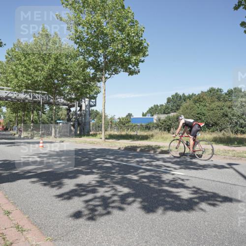 09.08.2026 - GEWOBA Citytriathlon Bremen Michael Burmester http://msf.ph/oto/9957057 09.08.2026 12:58:52 Radfahren 626, 953, 1148 meine-sportfotos.de