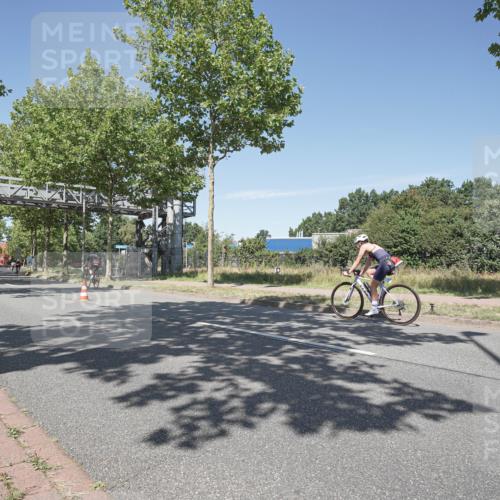 09.08.2026 - GEWOBA Citytriathlon Bremen Michael Burmester http://msf.ph/oto/9957062 09.08.2026 12:59:02 Radfahren 588, 626, 656, 672, 1148 meine-sportfotos.de