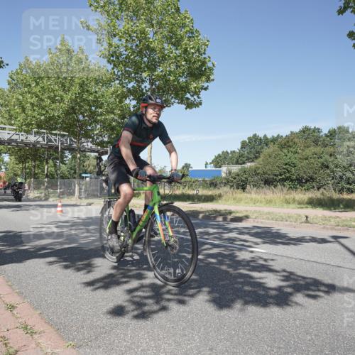 09.08.2026 - GEWOBA Citytriathlon Bremen Michael Burmester http://msf.ph/oto/9957098 09.08.2026 13:00:00 Radfahren 543, 674, 771, 849, 942, 951, 956, 1159 meine-sportfotos.de