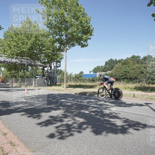 09.08.2026 - GEWOBA Citytriathlon Bremen Michael Burmester http://msf.ph/oto/9957102 09.08.2026 13:00:09 Radfahren 674, 771, 849, 1128, 1159 meine-sportfotos.de