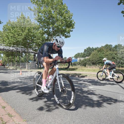 09.08.2026 - GEWOBA Citytriathlon Bremen Michael Burmester http://msf.ph/oto/9957103 09.08.2026 13:00:13 Radfahren 660, 674, 753, 849, 1128 meine-sportfotos.de