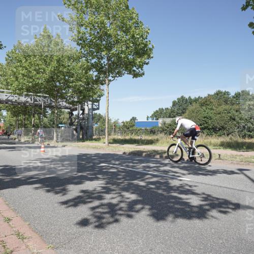 09.08.2026 - GEWOBA Citytriathlon Bremen Michael Burmester http://msf.ph/oto/9957108 09.08.2026 13:00:18 Radfahren 660, 661, 674, 753, 1010, 1128 meine-sportfotos.de