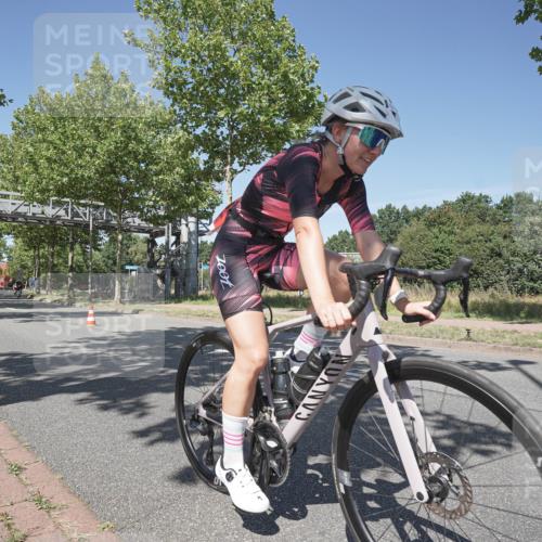 09.08.2026 - GEWOBA Citytriathlon Bremen Michael Burmester http://msf.ph/oto/9957128 09.08.2026 13:00:44 Radfahren 621, 633, 649, 700, 720, 870, 915, 933, 940, 989, 1004, 1104, 1107, 1123 meine-sportfotos.de