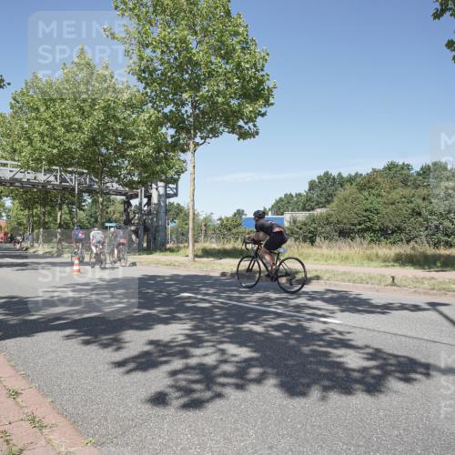 09.08.2026 - GEWOBA Citytriathlon Bremen Michael Burmester http://msf.ph/oto/9957130 09.08.2026 13:00:47 Radfahren 633, 649, 700, 870, 933, 940, 989, 1004, 1104, 1107 meine-sportfotos.de