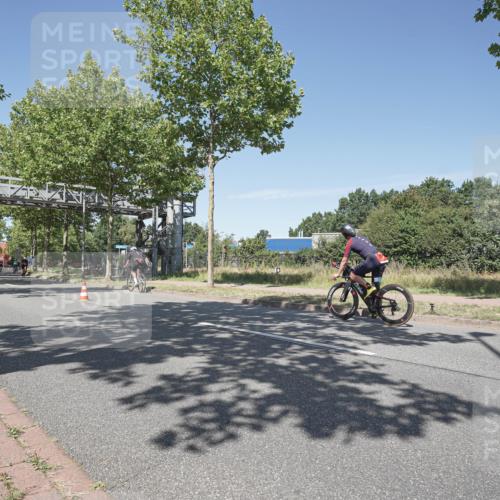 09.08.2026 - GEWOBA Citytriathlon Bremen Michael Burmester http://msf.ph/oto/9957135 09.08.2026 13:00:56 Radfahren 785, 933, 944, 1004, 1107 meine-sportfotos.de