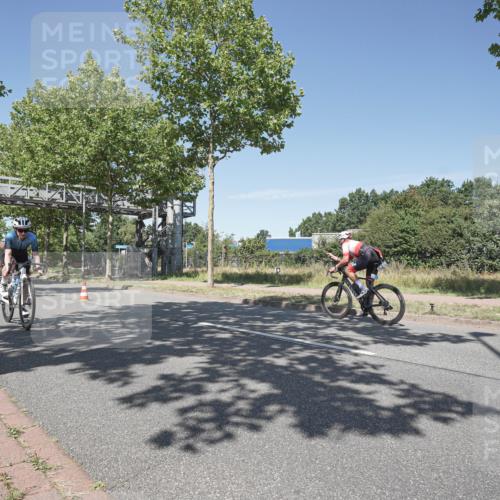 09.08.2026 - GEWOBA Citytriathlon Bremen Michael Burmester http://msf.ph/oto/9957136 09.08.2026 13:01:00 Radfahren 558, 644, 785, 843, 944, 1004, 1107 meine-sportfotos.de