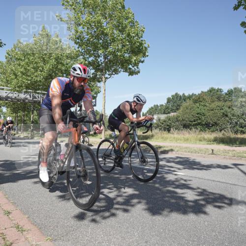 09.08.2026 - GEWOBA Citytriathlon Bremen Michael Burmester http://msf.ph/oto/9957155 09.08.2026 13:01:23 Radfahren 551, 556, 666, 714, 797, 801, 854, 859, 878, 1140 meine-sportfotos.de