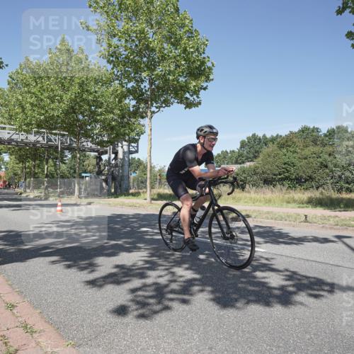 09.08.2026 - GEWOBA Citytriathlon Bremen Michael Burmester http://msf.ph/oto/9957161 09.08.2026 13:01:32 Radfahren 556, 631, 666, 669, 690, 714, 775, 854, 859, 862, 878, 991, 1014, 1140 meine-sportfotos.de