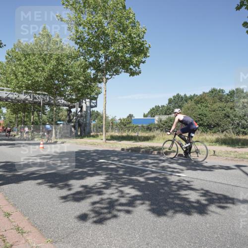 09.08.2026 - GEWOBA Citytriathlon Bremen Michael Burmester http://msf.ph/oto/9957180 09.08.2026 13:01:48 Radfahren 587, 631, 690, 729, 746, 764, 775, 831, 1014, 1120 meine-sportfotos.de