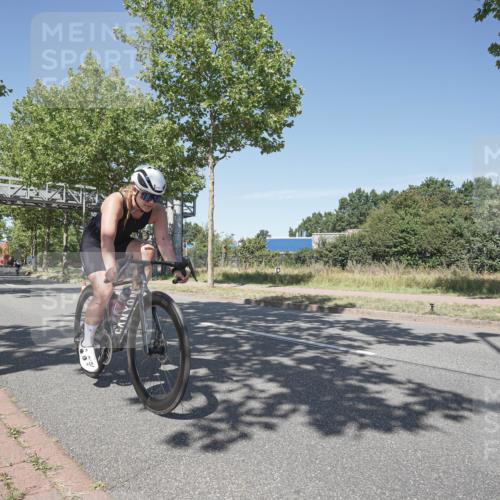 09.08.2026 - GEWOBA Citytriathlon Bremen Michael Burmester http://msf.ph/oto/9957198 09.08.2026 13:02:15 Radfahren 546, 629, 676, 887, 890, 957 meine-sportfotos.de