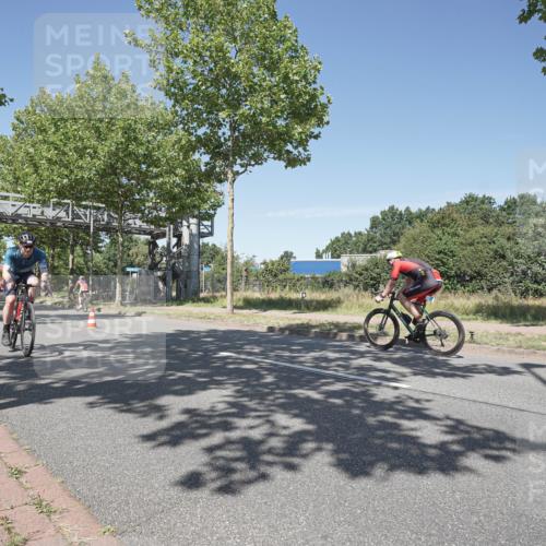 09.08.2026 - GEWOBA Citytriathlon Bremen Michael Burmester http://msf.ph/oto/9957201 09.08.2026 13:02:23 Radfahren 632, 676, 723, 791, 890, 966, 1011 meine-sportfotos.de