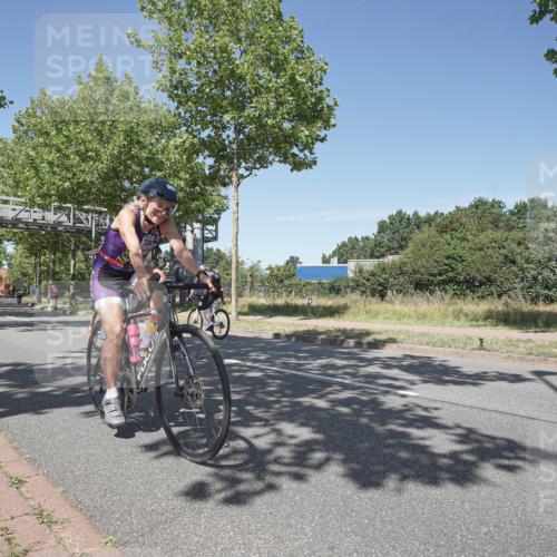 09.08.2026 - GEWOBA Citytriathlon Bremen Michael Burmester http://msf.ph/oto/9957215 09.08.2026 13:02:38 Radfahren 607, 614, 632, 654, 691, 723, 791, 873, 966, 1007, 1011, 1020 meine-sportfotos.de