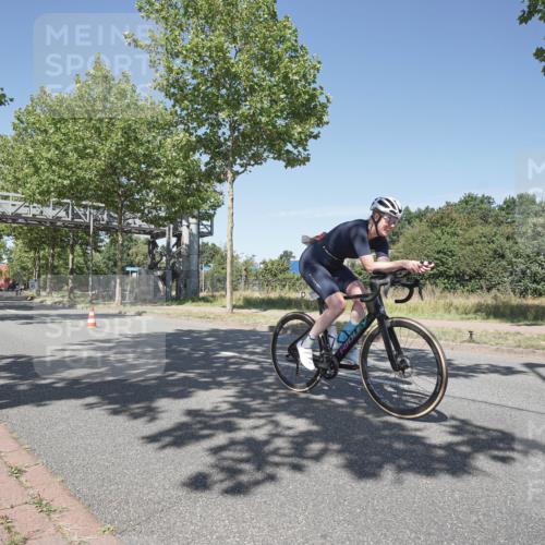09.08.2026 - GEWOBA Citytriathlon Bremen Michael Burmester http://msf.ph/oto/9957243 09.08.2026 13:03:19 Radfahren 703, 768, 779, 885, 898, 985, 1102 meine-sportfotos.de