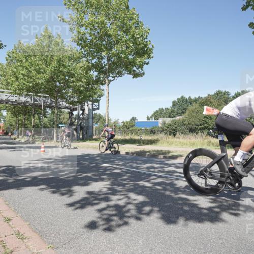 09.08.2026 - GEWOBA Citytriathlon Bremen Michael Burmester http://msf.ph/oto/9957253 09.08.2026 13:03:31 Radfahren 591, 616, 703, 735, 768, 793, 835, 885, 945, 1106 meine-sportfotos.de
