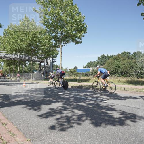 09.08.2026 - GEWOBA Citytriathlon Bremen Michael Burmester http://msf.ph/oto/9957280 09.08.2026 13:04:12 Radfahren 662, 853, 883, 941, 955, 1001, 1108 meine-sportfotos.de