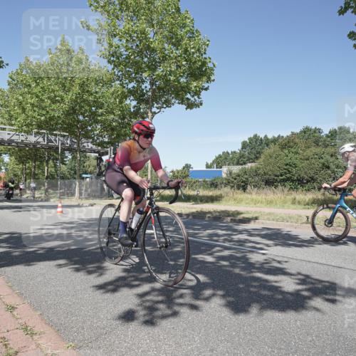 09.08.2026 - GEWOBA Citytriathlon Bremen Michael Burmester http://msf.ph/oto/9957306 09.08.2026 13:05:03 Radfahren 652, 738, 747, 773, 777, 908, 917, 922 meine-sportfotos.de