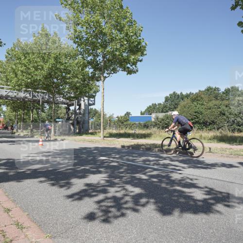 09.08.2026 - GEWOBA Citytriathlon Bremen Michael Burmester http://msf.ph/oto/9957320 09.08.2026 13:05:34 Radfahren 613, 642 meine-sportfotos.de