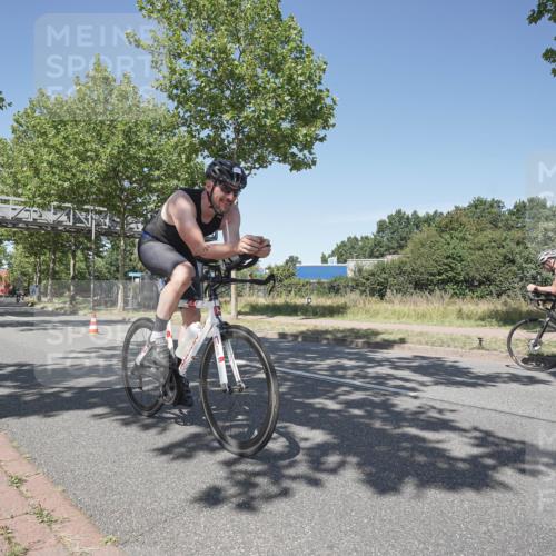 09.08.2026 - GEWOBA Citytriathlon Bremen Michael Burmester http://msf.ph/oto/9957345 09.08.2026 13:06:18 Radfahren 540, 547, 619, 645, 647, 677, 683, 765, 927 meine-sportfotos.de