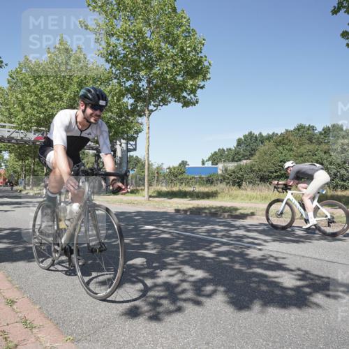 09.08.2026 - GEWOBA Citytriathlon Bremen Michael Burmester http://msf.ph/oto/9957350 09.08.2026 13:06:26 Radfahren 645, 647, 677, 683, 685, 765, 927 meine-sportfotos.de