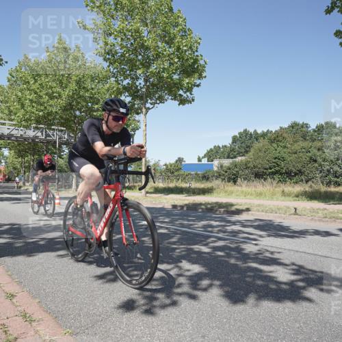 09.08.2026 - GEWOBA Citytriathlon Bremen Michael Burmester http://msf.ph/oto/9957357 09.08.2026 13:06:41 Radfahren 544, 554, 624, 644, 811, 824, 874, 882, 987 meine-sportfotos.de