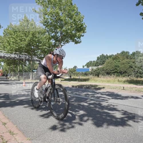 09.08.2026 - GEWOBA Citytriathlon Bremen Michael Burmester http://msf.ph/oto/9957362 09.08.2026 13:06:45 Radfahren 544, 554, 563, 624, 644, 811, 824, 874, 882, 924, 983, 987 meine-sportfotos.de