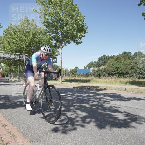 09.08.2026 - GEWOBA Citytriathlon Bremen Michael Burmester http://msf.ph/oto/9957378 09.08.2026 13:07:26 Radfahren 959, 1149, 1158 meine-sportfotos.de