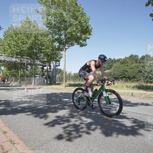 09.08.2026 - GEWOBA Citytriathlon Bremen Michael Burmester http://msf.ph/oto/9957381 09.08.2026 13:07:30 Radfahren 875, 959, 1149, 1158 meine-sportfotos.de