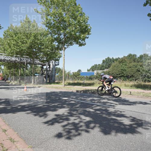 09.08.2026 - GEWOBA Citytriathlon Bremen Michael Burmester http://msf.ph/oto/9957382 09.08.2026 13:07:33 Radfahren 875, 959, 1149, 1158 meine-sportfotos.de