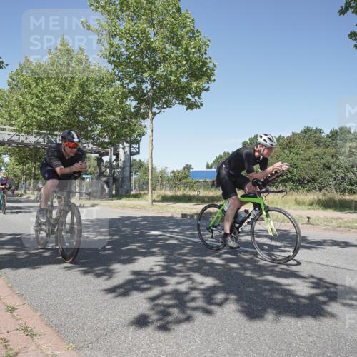 09.08.2026 - GEWOBA Citytriathlon Bremen Michael Burmester http://msf.ph/oto/9957408 09.08.2026 13:08:33 Radfahren 730, 756, 820, 879, 904, 1016, 1137 meine-sportfotos.de