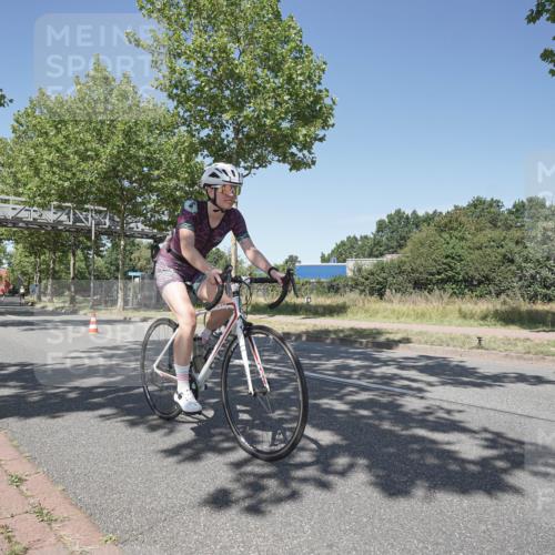 09.08.2026 - GEWOBA Citytriathlon Bremen Michael Burmester http://msf.ph/oto/9957412 09.08.2026 13:08:35 Radfahren 756, 820, 852, 879, 904, 1016, 1137 meine-sportfotos.de