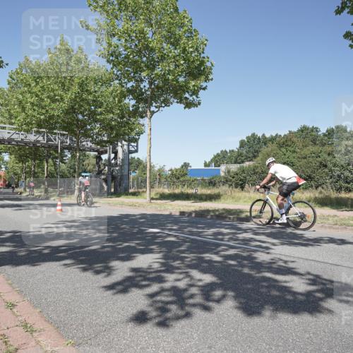09.08.2026 - GEWOBA Citytriathlon Bremen Michael Burmester http://msf.ph/oto/9957414 09.08.2026 13:08:37 Radfahren 605, 686, 756, 820, 852, 879, 904, 1016, 1137 meine-sportfotos.de