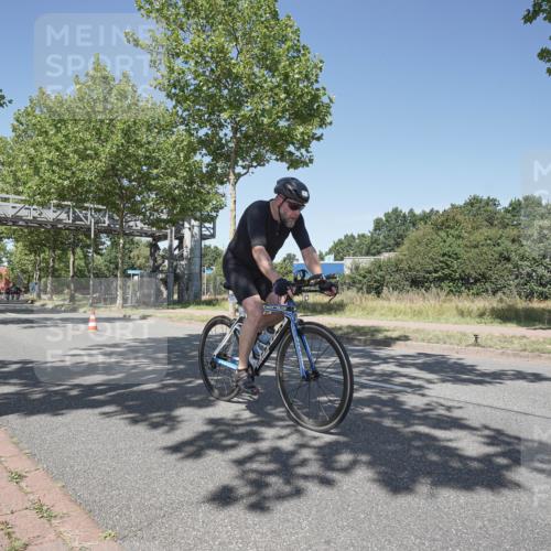 09.08.2026 - GEWOBA Citytriathlon Bremen Michael Burmester http://msf.ph/oto/9957434 09.08.2026 13:09:15 Radfahren 589, 724, 795, 826, 1103, 1143 meine-sportfotos.de