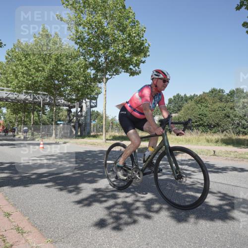09.08.2026 - GEWOBA Citytriathlon Bremen Michael Burmester http://msf.ph/oto/9957441 09.08.2026 13:09:25 Radfahren 585, 724, 795, 826, 905, 999, 1103, 1114 meine-sportfotos.de