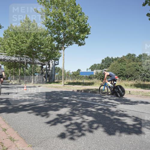 09.08.2026 - GEWOBA Citytriathlon Bremen Michael Burmester http://msf.ph/oto/9957445 09.08.2026 13:09:39 Radfahren 585, 877, 905, 914, 946, 947, 963, 999, 1009, 1129, 1141 meine-sportfotos.de