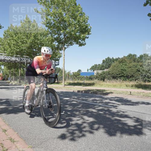 09.08.2026 - GEWOBA Citytriathlon Bremen Michael Burmester http://msf.ph/oto/9957452 09.08.2026 13:09:50 Radfahren 739, 799, 822, 877, 880, 914, 947, 963, 1009, 1013, 1129, 1141 meine-sportfotos.de