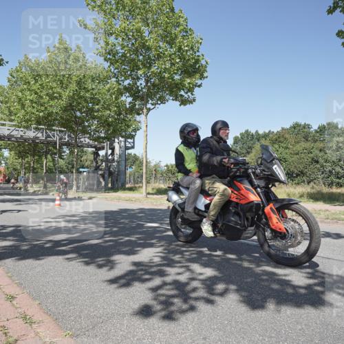09.08.2026 - GEWOBA Citytriathlon Bremen Michael Burmester http://msf.ph/oto/9957464 09.08.2026 13:10:07 Radfahren 545, 739, 778, 799, 807, 880, 1130 meine-sportfotos.de