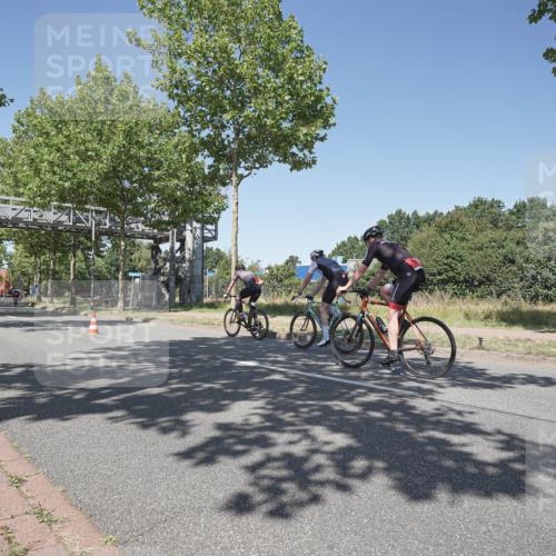 09.08.2026 - GEWOBA Citytriathlon Bremen Michael Burmester http://msf.ph/oto/9957477 09.08.2026 13:10:32 Radfahren 748 meine-sportfotos.de