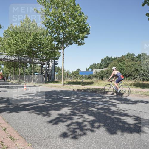 09.08.2026 - GEWOBA Citytriathlon Bremen Michael Burmester http://msf.ph/oto/9957481 09.08.2026 13:10:40 Radfahren 716, 717, 823, 967 meine-sportfotos.de