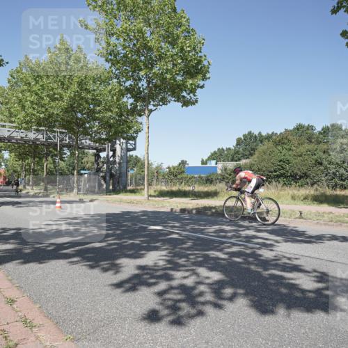 09.08.2026 - GEWOBA Citytriathlon Bremen Michael Burmester http://msf.ph/oto/9957508 09.08.2026 13:11:15 Radfahren 555, 566, 596, 600, 639, 679, 728, 749, 788, 792, 814, 884 meine-sportfotos.de