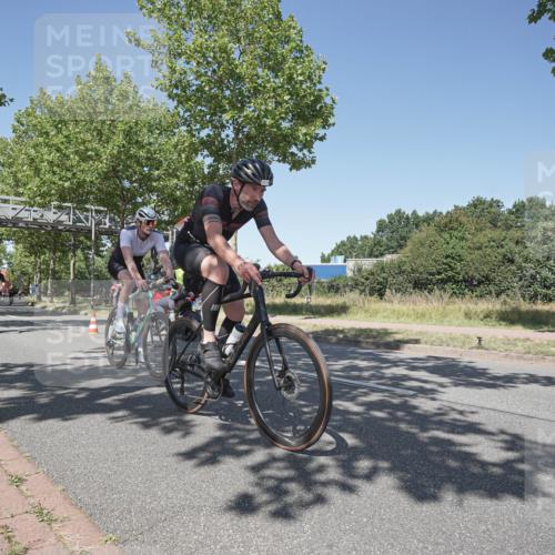 09.08.2026 - GEWOBA Citytriathlon Bremen Michael Burmester http://msf.ph/oto/9957510 09.08.2026 13:11:17 Radfahren 555, 566, 596, 600, 639, 679, 728, 749, 788, 792, 814 meine-sportfotos.de