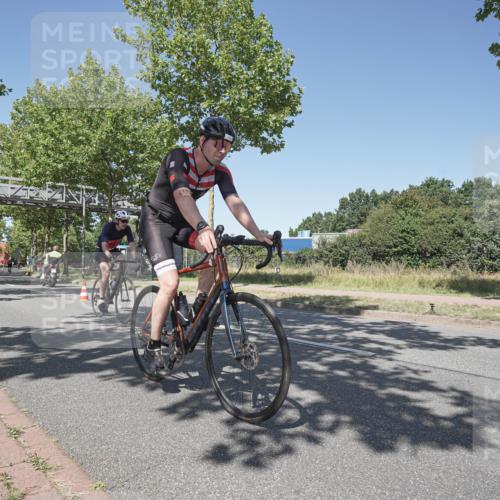 09.08.2026 - GEWOBA Citytriathlon Bremen Michael Burmester http://msf.ph/oto/9957511 09.08.2026 13:11:18 Radfahren 555, 566, 596, 600, 639, 679, 728, 749, 788, 792, 814 meine-sportfotos.de