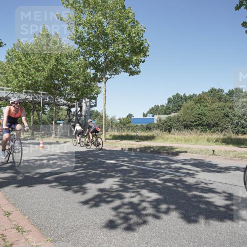 09.08.2026 - GEWOBA Citytriathlon Bremen Michael Burmester http://msf.ph/oto/9957518 09.08.2026 13:11:29 Radfahren 566, 582, 606, 611, 639, 655, 728, 788, 790, 792, 814, 869, 901 meine-sportfotos.de