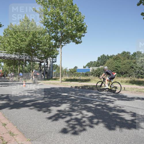 09.08.2026 - GEWOBA Citytriathlon Bremen Michael Burmester http://msf.ph/oto/9957523 09.08.2026 13:11:34 Radfahren 582, 606, 611, 655, 790, 869, 901 meine-sportfotos.de